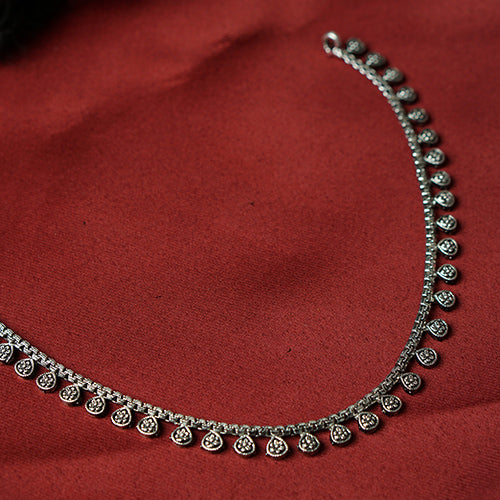 Oxidised Black Metal Necklace – Evlath Jewels